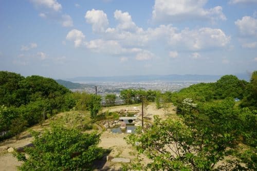 竜田古道の里山公園